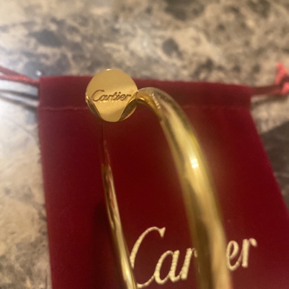 Nail Bangle Inspired Gold Tone 19cm - Picture 3 of 10